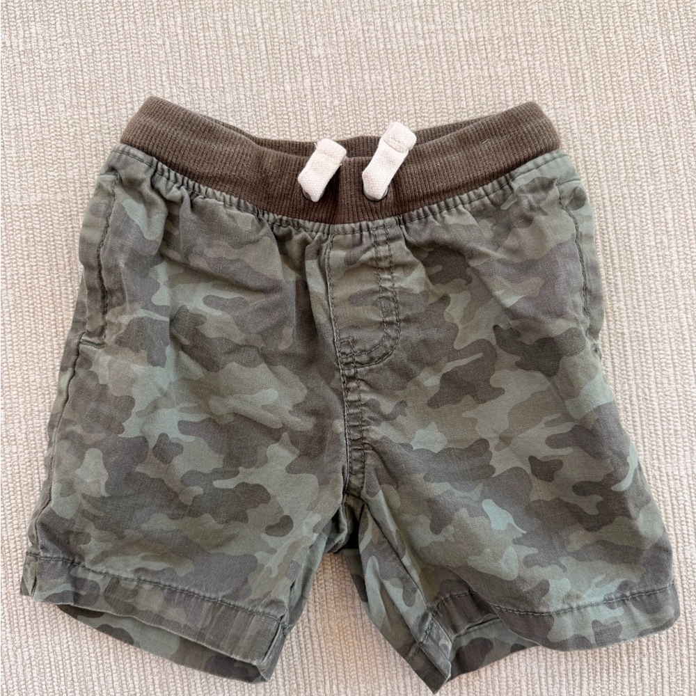 Cat & Jack Green Camo Boy Shorts 2T